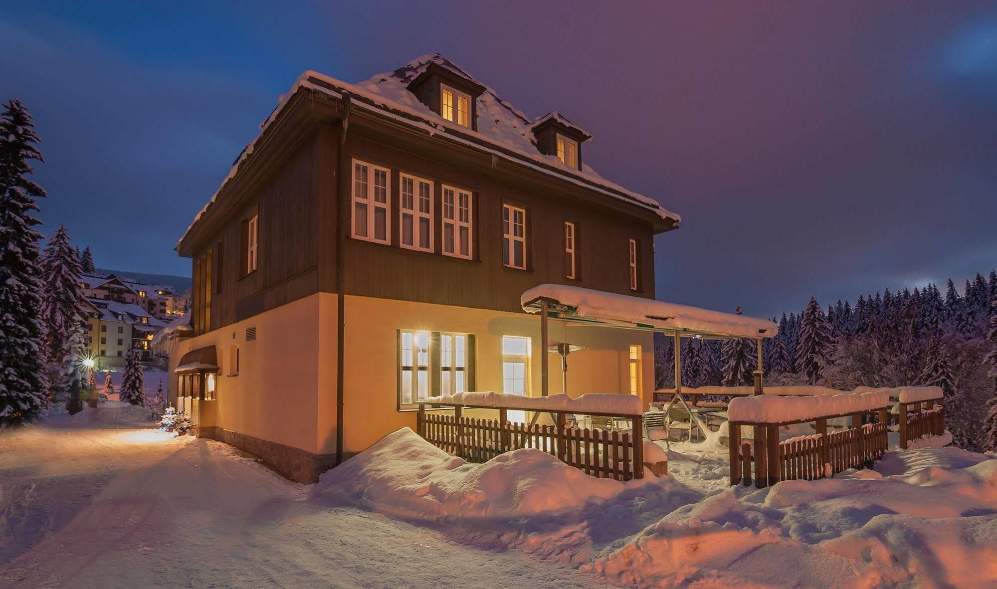 Lyzarska Bouda Domovina Hotel Špindlerŭv Mlýn Ngoại thất bức ảnh